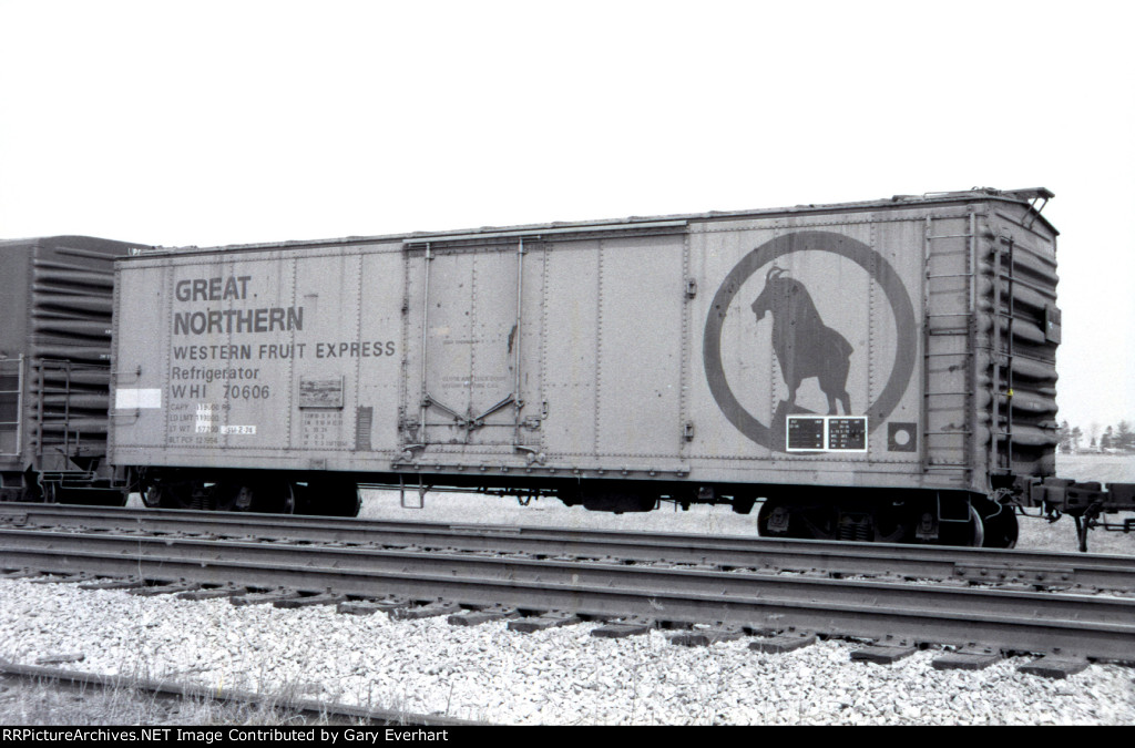 WHI Reefer #70606 - Western Fruit Express (Great Northern leasee)